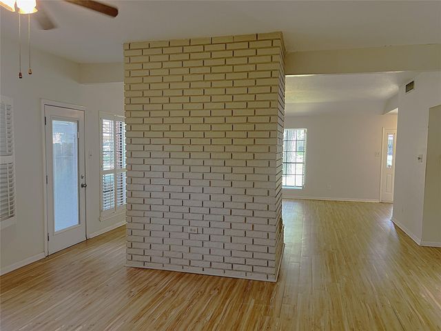 3307 Golden Willow Drive, Houston, TX 77339