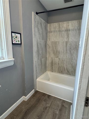 4116 Taft Avenue, St Louis, MO 63116