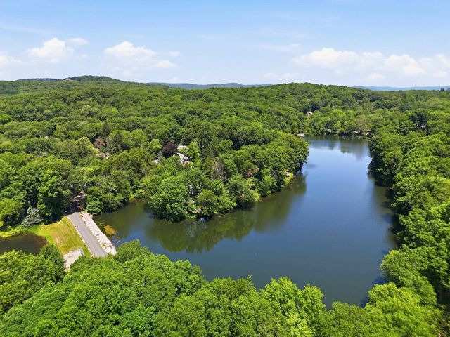9 JUNIPER TRAIL, Kinnelon Borough, NJ 07405