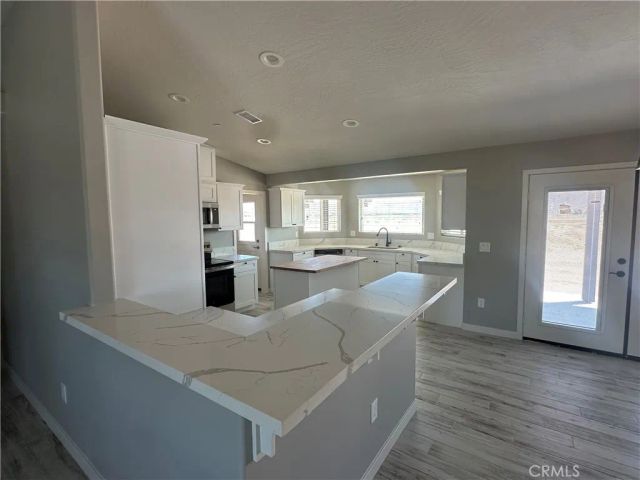 15009 Temecula Road, Apple Valley, CA 92307