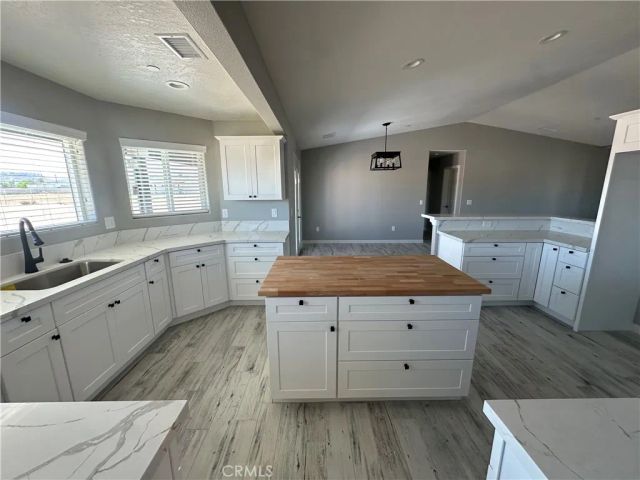 15009 Temecula Road, Apple Valley, CA 92307