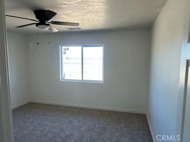 15009 Temecula Road, Apple Valley, CA 92307