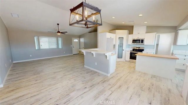 15009 Temecula Road, Apple Valley, CA 92307