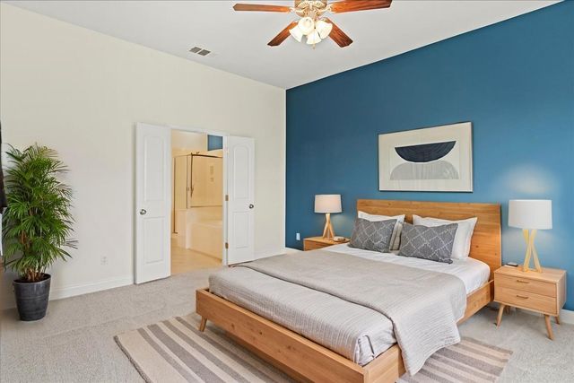 2210 Onion Creek PKWY 604, Austin, TX 78747