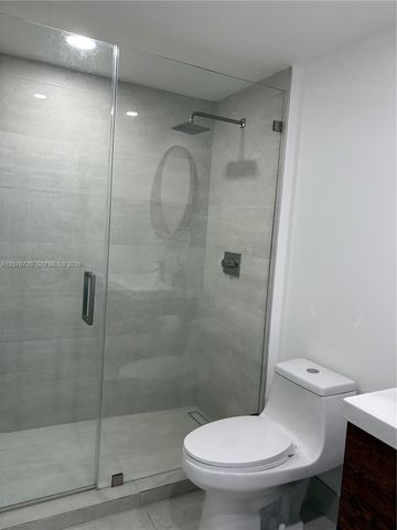 275 NE 18th Street 1810, Miami, FL 33132