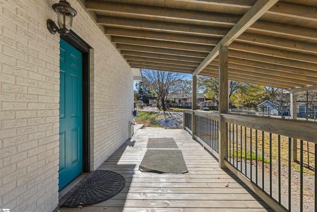 322 Sequoia Drive, Spartanburg, SC 29302