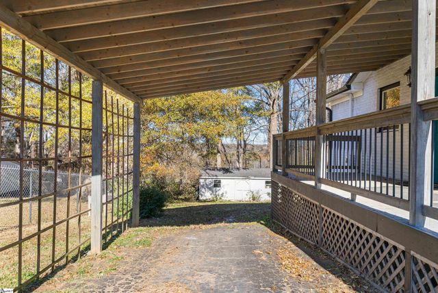 322 Sequoia Drive, Spartanburg, SC 29302