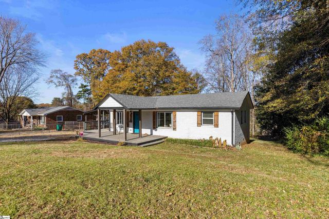 322 Sequoia Drive, Spartanburg, SC 29302