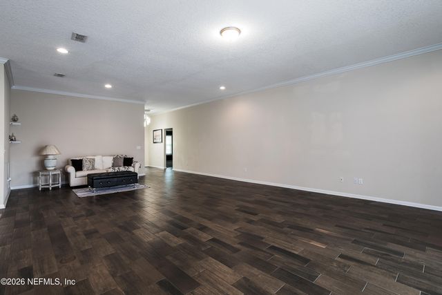 319 NORTHSIDE Drive S, Jacksonville, FL 32218
