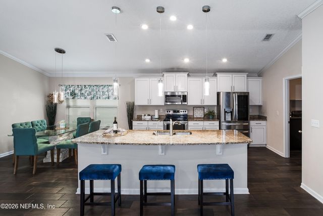 319 NORTHSIDE Drive S, Jacksonville, FL 32218