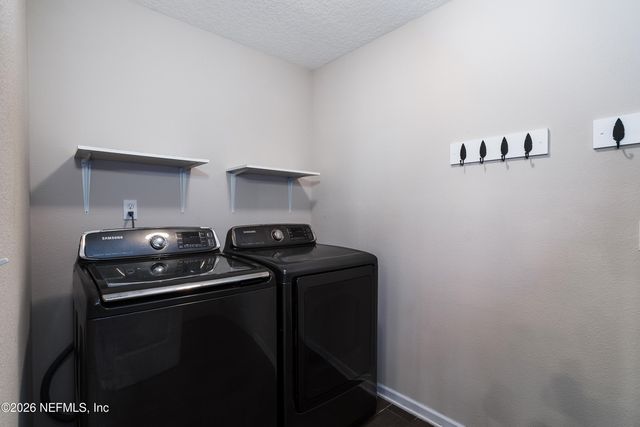 319 NORTHSIDE Drive S, Jacksonville, FL 32218