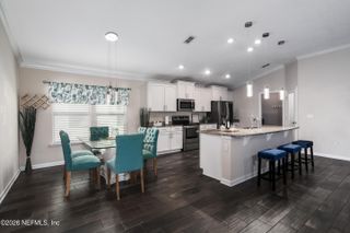 319 NORTHSIDE Drive S, Jacksonville, FL 32218