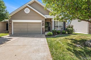 1708 Prestshire Drive, Fenton, MO 63026
