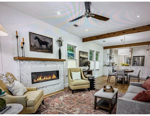 106 E 35th ST, Austin, TX 78705