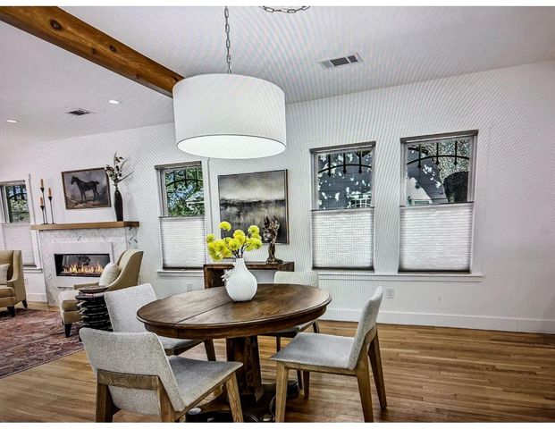 106 E 35th ST, Austin, TX 78705