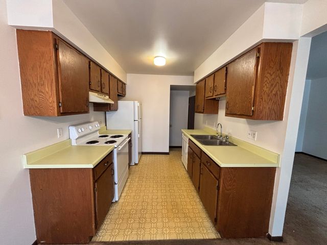 3402 Scots Pine Way, Portage, MI 49024