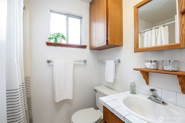 4901 E McKinley Avenue, Tacoma, WA 98404