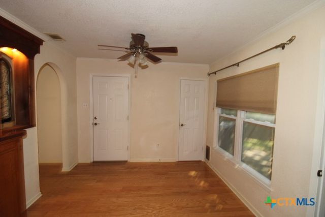 2203 Crescent Drive, Copperas Cove, TX 76522