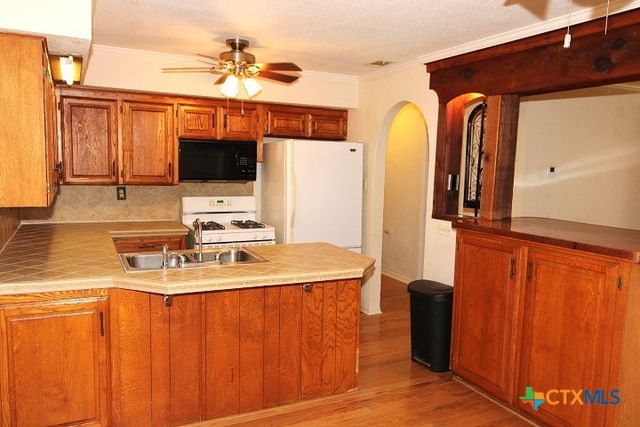 2203 Crescent Drive, Copperas Cove, TX 76522