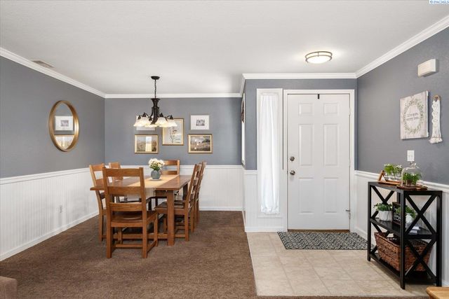 6611 Fenway Dr, Pasco, WA 99301