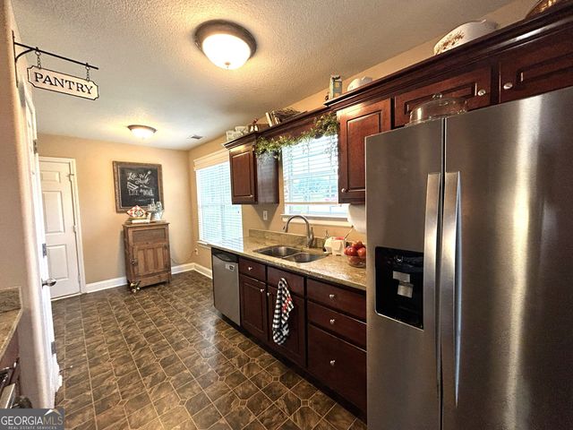 1602 Vaughn Road, Griffin, GA 30223