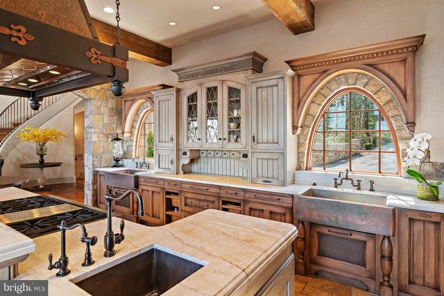 1716 SEVERN FOREST DR, Annapolis, MD 21401