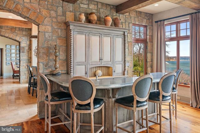 1716 SEVERN FOREST DR, Annapolis, MD 21401