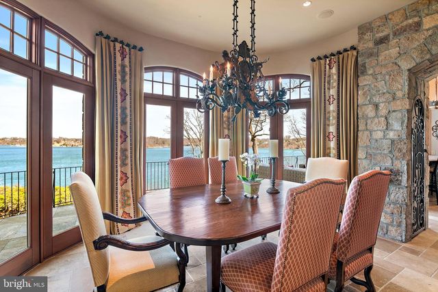 1716 SEVERN FOREST DR, Annapolis, MD 21401