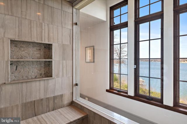 1716 SEVERN FOREST DR, Annapolis, MD 21401