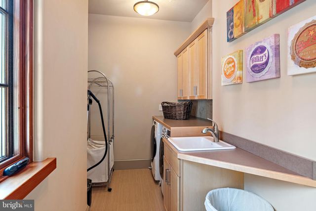 1716 SEVERN FOREST DR, Annapolis, MD 21401