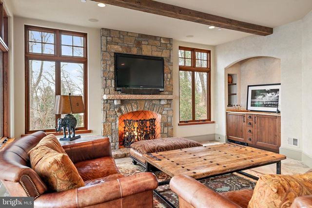 1716 SEVERN FOREST DR, Annapolis, MD 21401