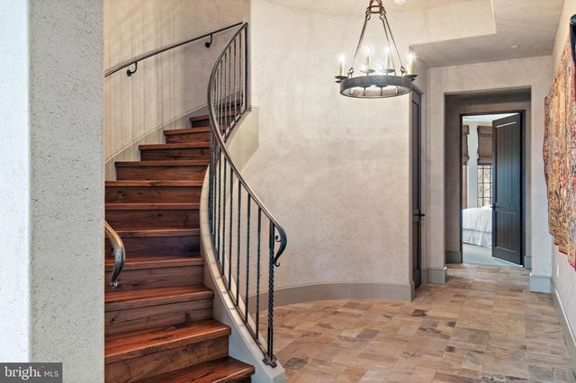 1716 SEVERN FOREST DR, Annapolis, MD 21401