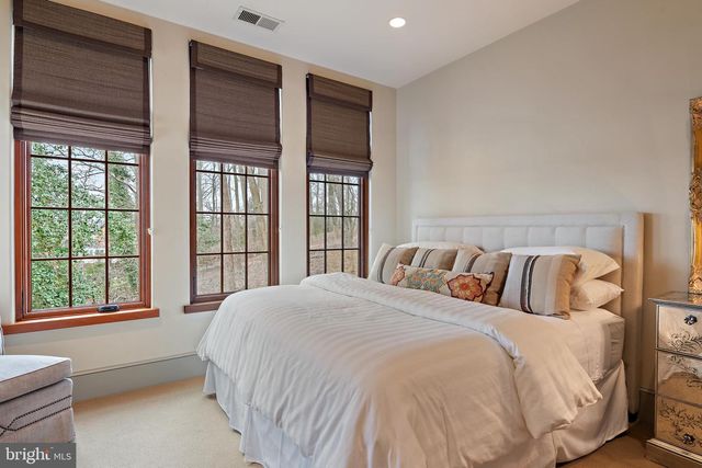 1716 SEVERN FOREST DR, Annapolis, MD 21401