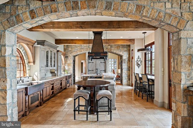 1716 SEVERN FOREST DR, Annapolis, MD 21401