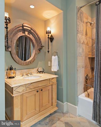 1716 SEVERN FOREST DR, Annapolis, MD 21401