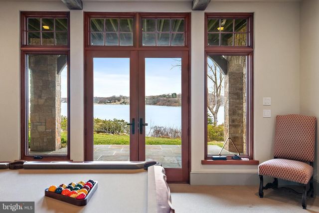 1716 SEVERN FOREST DR, Annapolis, MD 21401