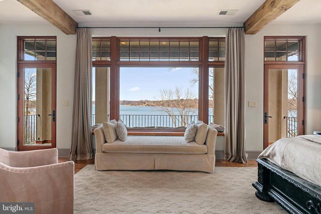 1716 SEVERN FOREST DR, Annapolis, MD 21401