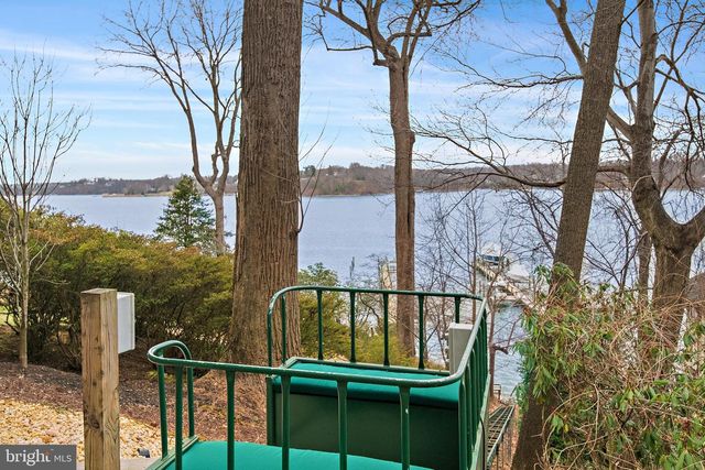 1716 SEVERN FOREST DR, Annapolis, MD 21401