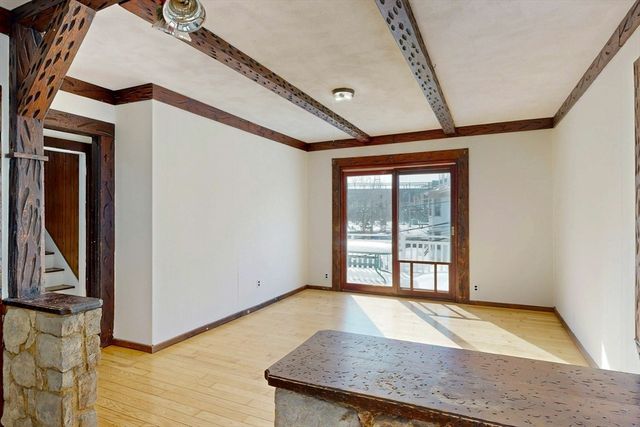 5 Alcott St, Boston, MA 02134