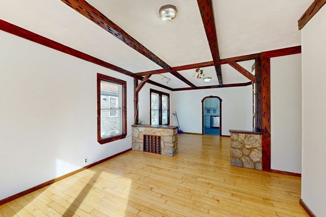 5 Alcott St, Boston, MA 02134