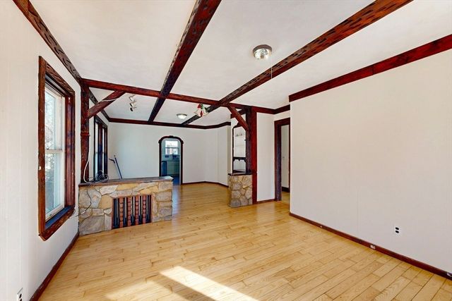 5 Alcott St, Boston, MA 02134