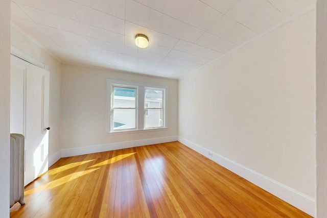 5 Alcott St, Boston, MA 02134