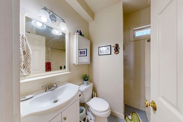 5 Alcott St, Boston, MA 02134