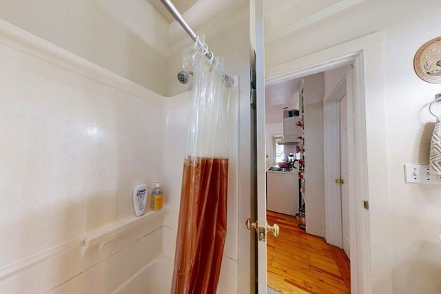 5 Alcott St, Boston, MA 02134