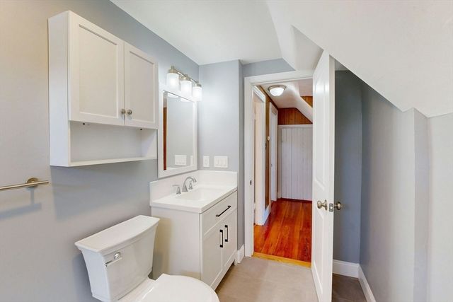 5 Alcott St, Boston, MA 02134