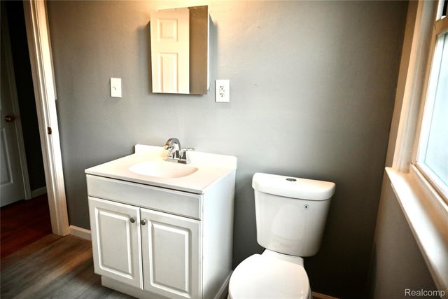 14613 Trenton Road, Southgate, MI 48195