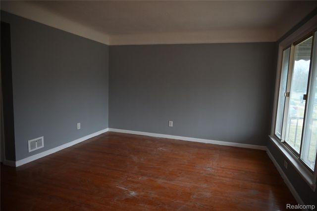 14613 Trenton Road, Southgate, MI 48195