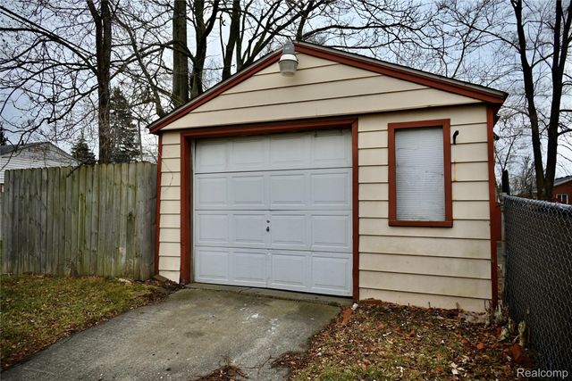 14613 Trenton Road, Southgate, MI 48195