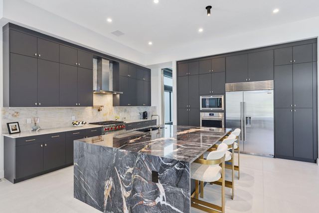 17057 Cappuccino Way, Boca Raton, FL 33496