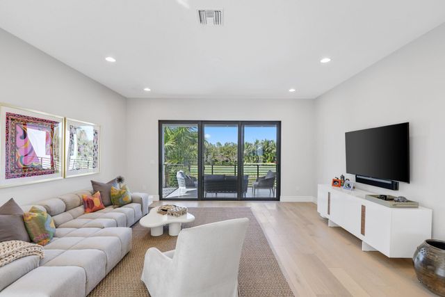 17057 Cappuccino Way, Boca Raton, FL 33496